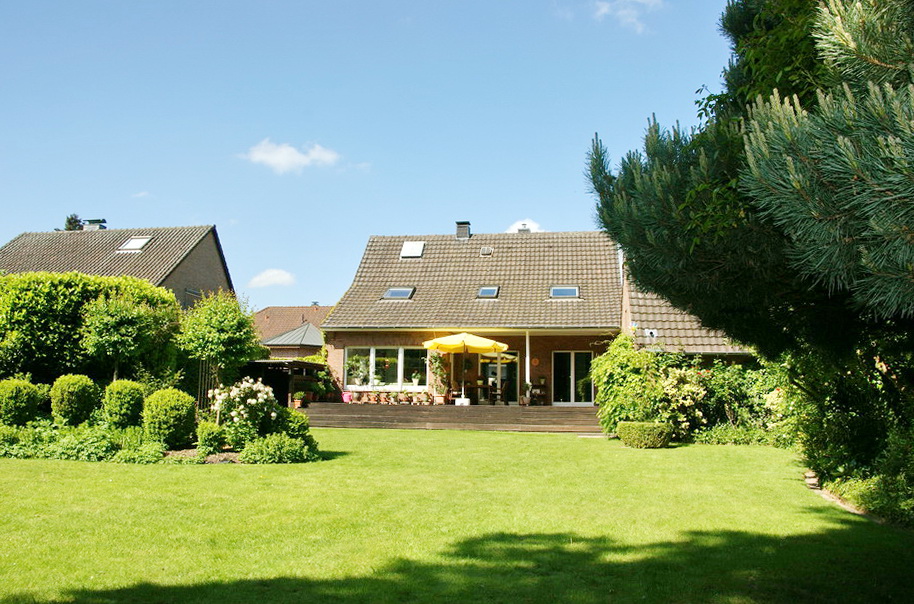 Freistehendes Einfamilienhaus Eck And Company Immobilien Gmbh